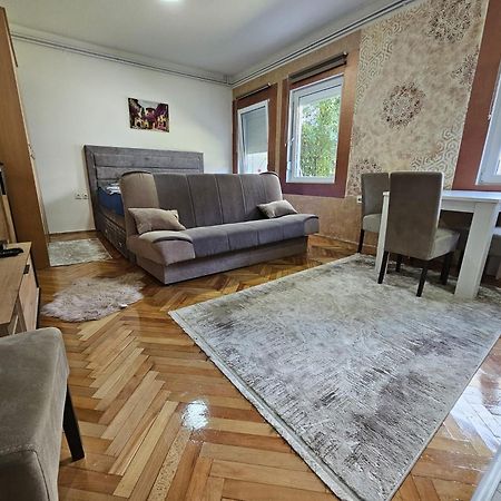 Aloha Apartment Novi Pazar Kültér fotó
